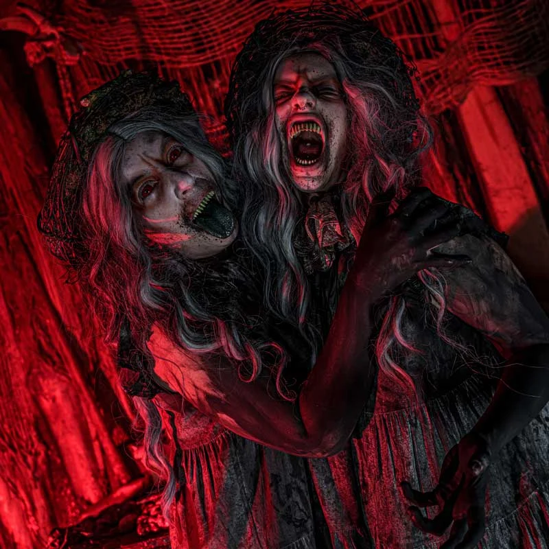 Haunted Houses & Attractions
